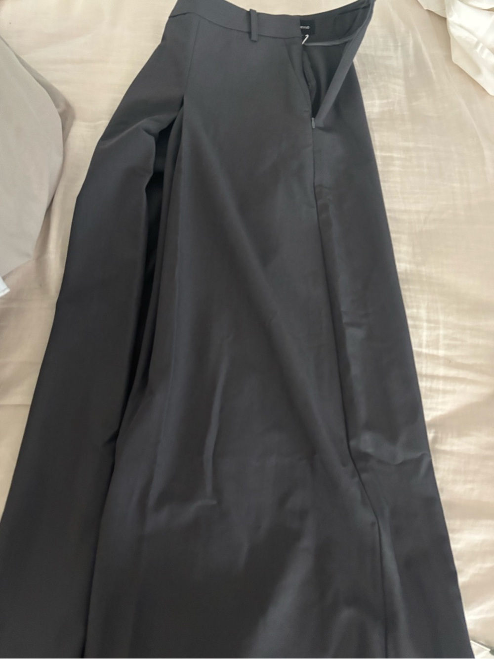 High-Waist Maxi Skirt with Front Pleat in Charcoal - Picture 2 of 4